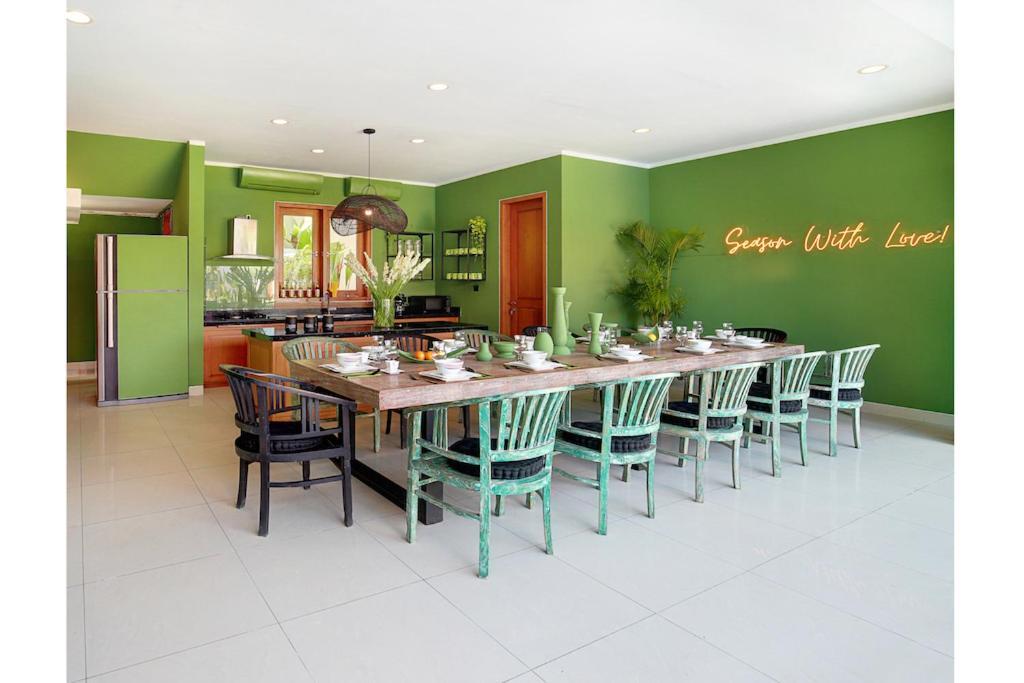 Atlas Xxl Boutique Fully Staffed Daily Breakfast Walking Distance To Berawa Villa