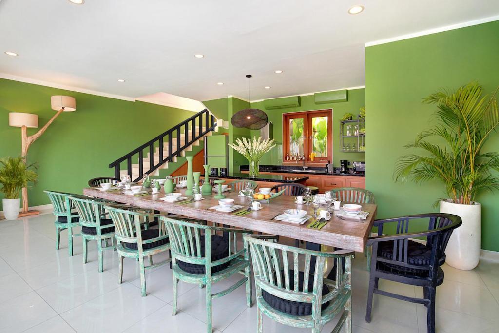 Villa Atlas Xxl Boutique Fully Staffed Daily Breakfast Walking Distance To Berawa *